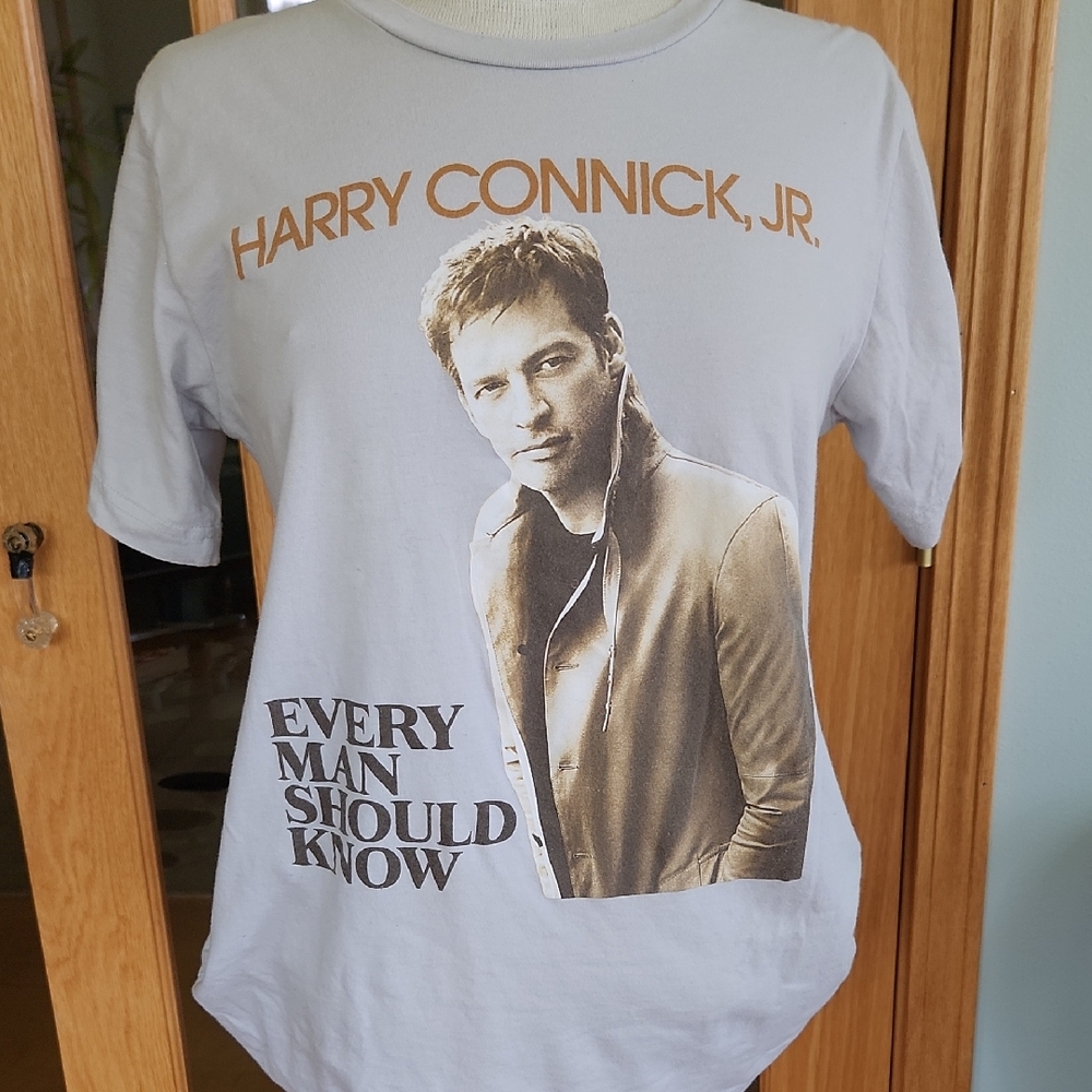 Harry Connick Jr. Graphic T-Shirt - Gray. Sz M